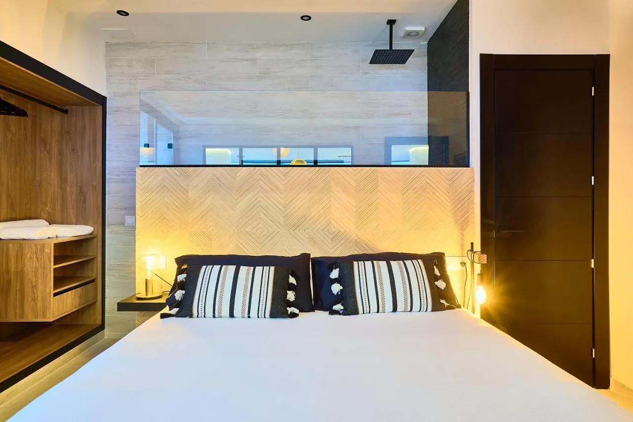 Savanna Beach. Amazing Apartment With Jacuzzi Torremolinos Espanha